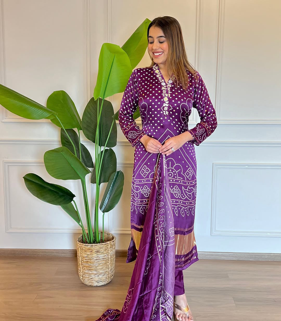 Lagadi Viscose Suit Set with Chanderi Dupatta