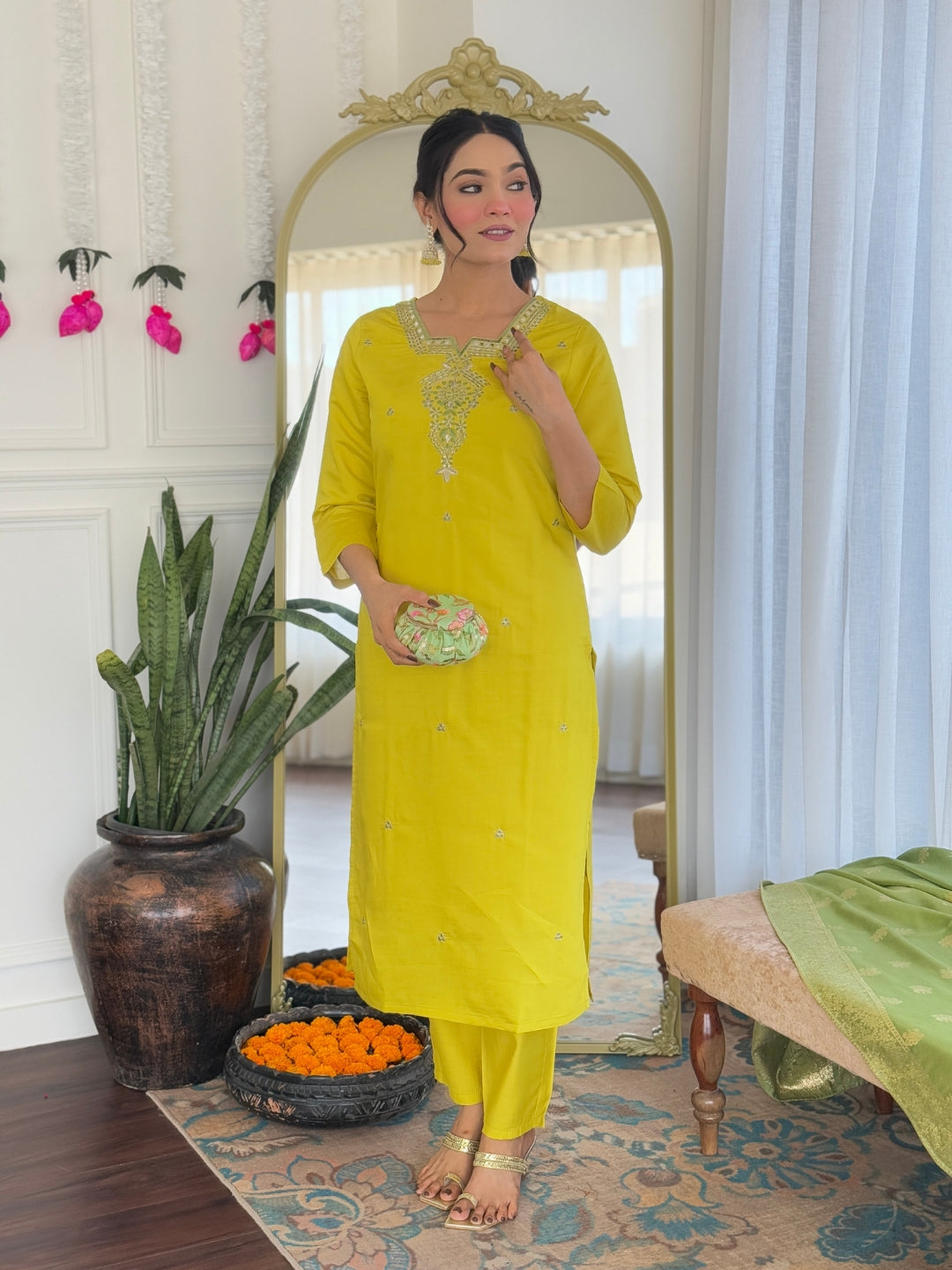 Women's Chanderi Viscose Embroidered Straight Kurta with Pant And Dupatta Sets
