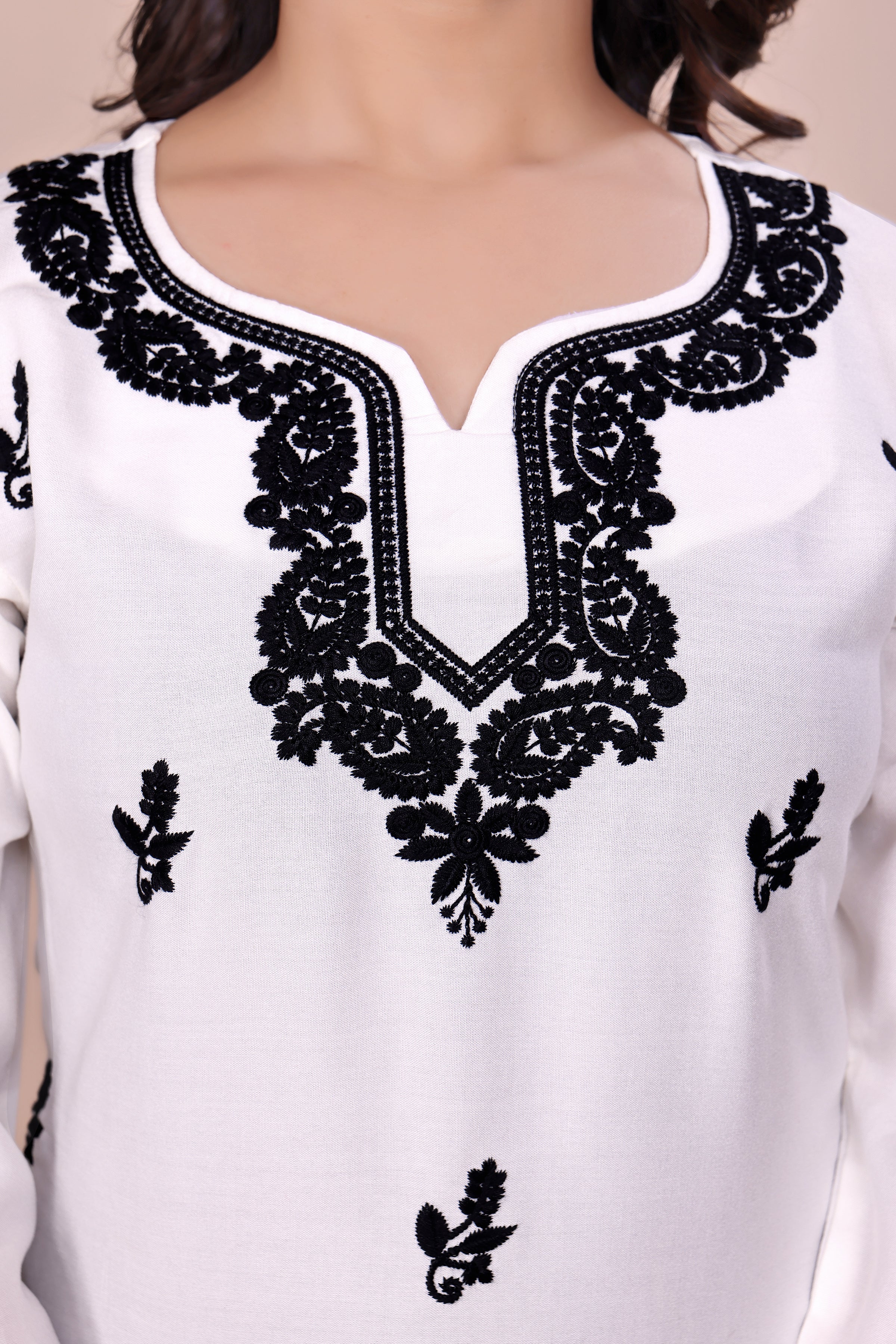 White and black Women Ethnic Motifs Embroidered TUNIC