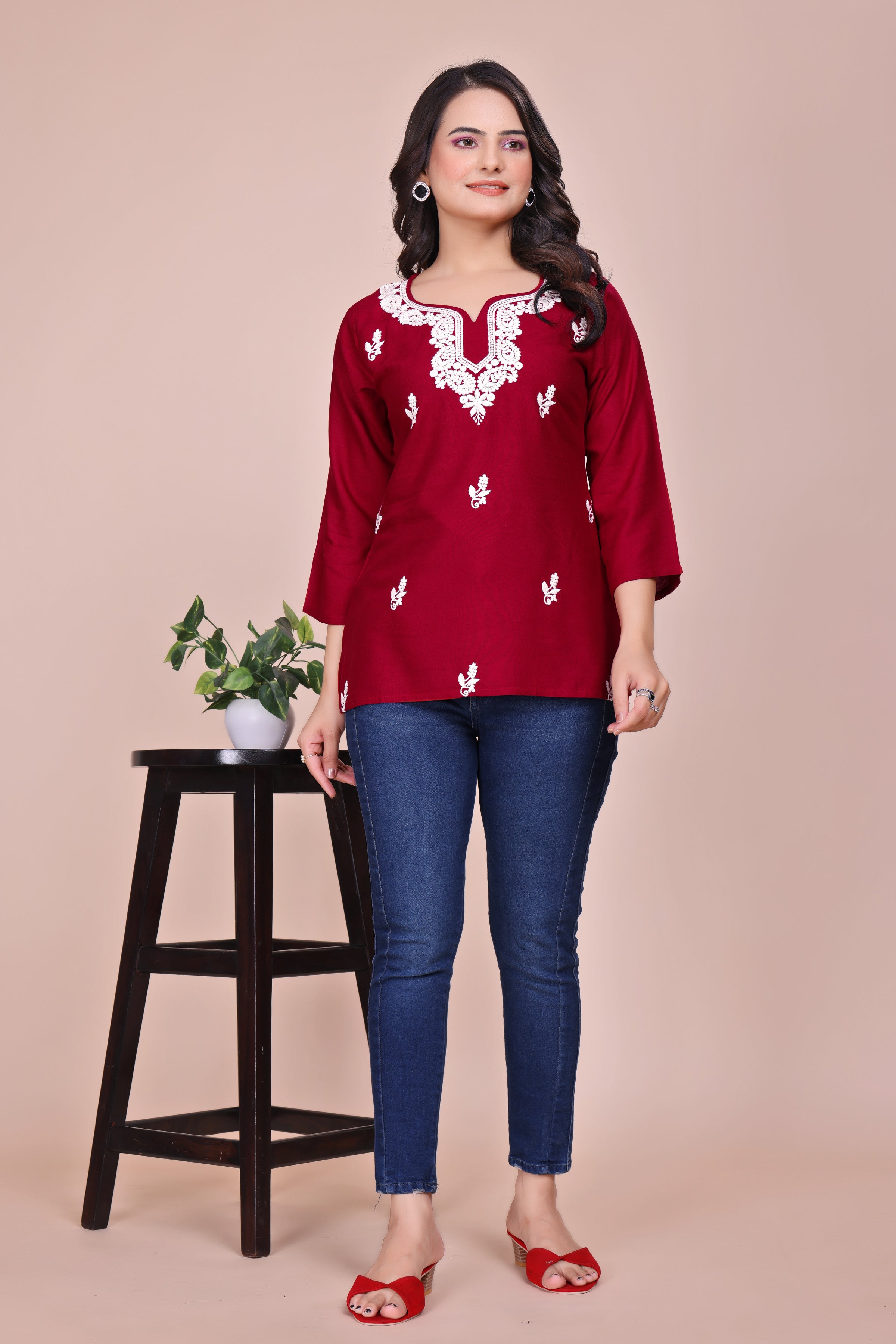 Maroon Ethnic Motifs Embroidered V-Neck Thread Work TUNIC