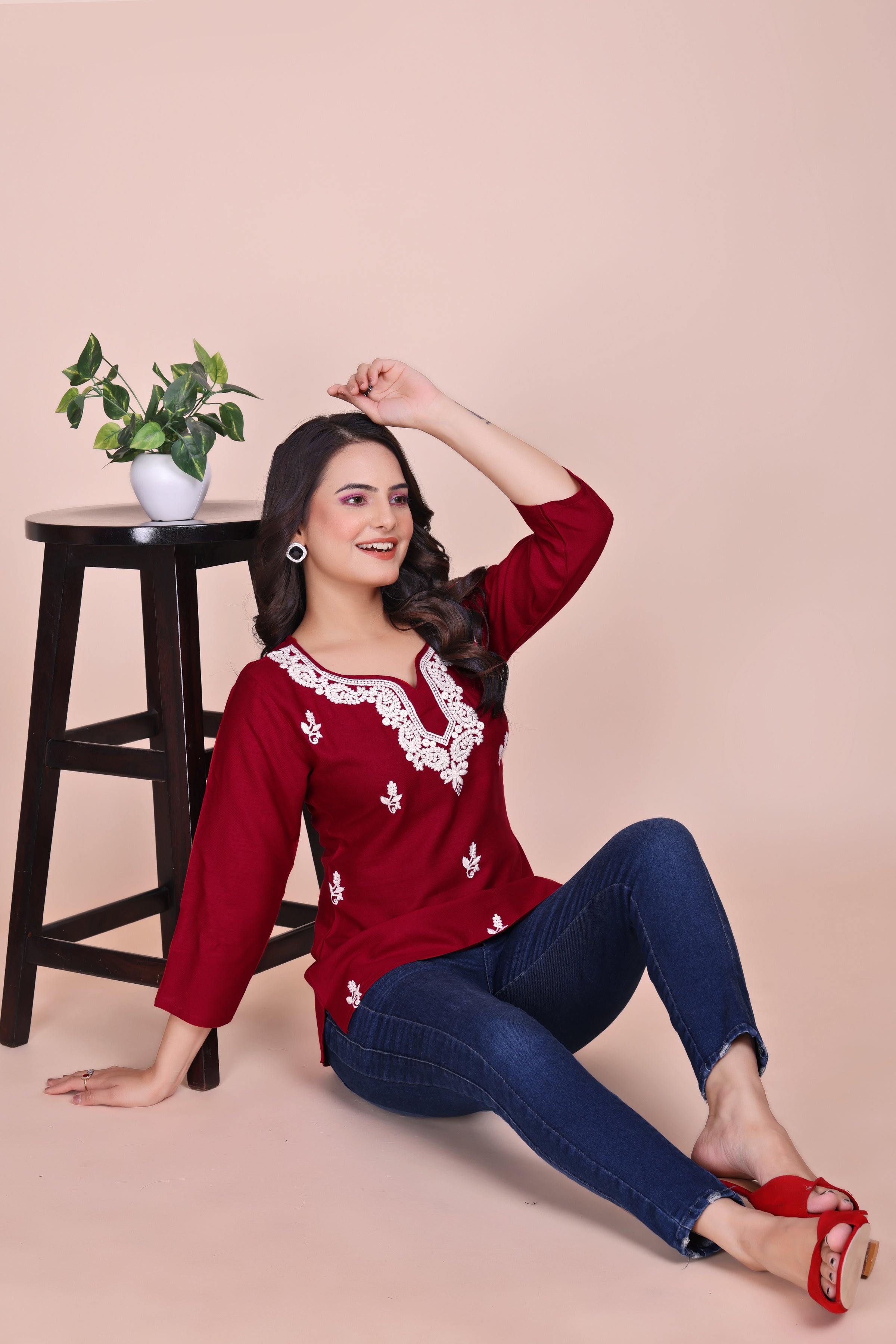 Maroon Ethnic Motifs Embroidered V-Neck Thread Work TUNIC