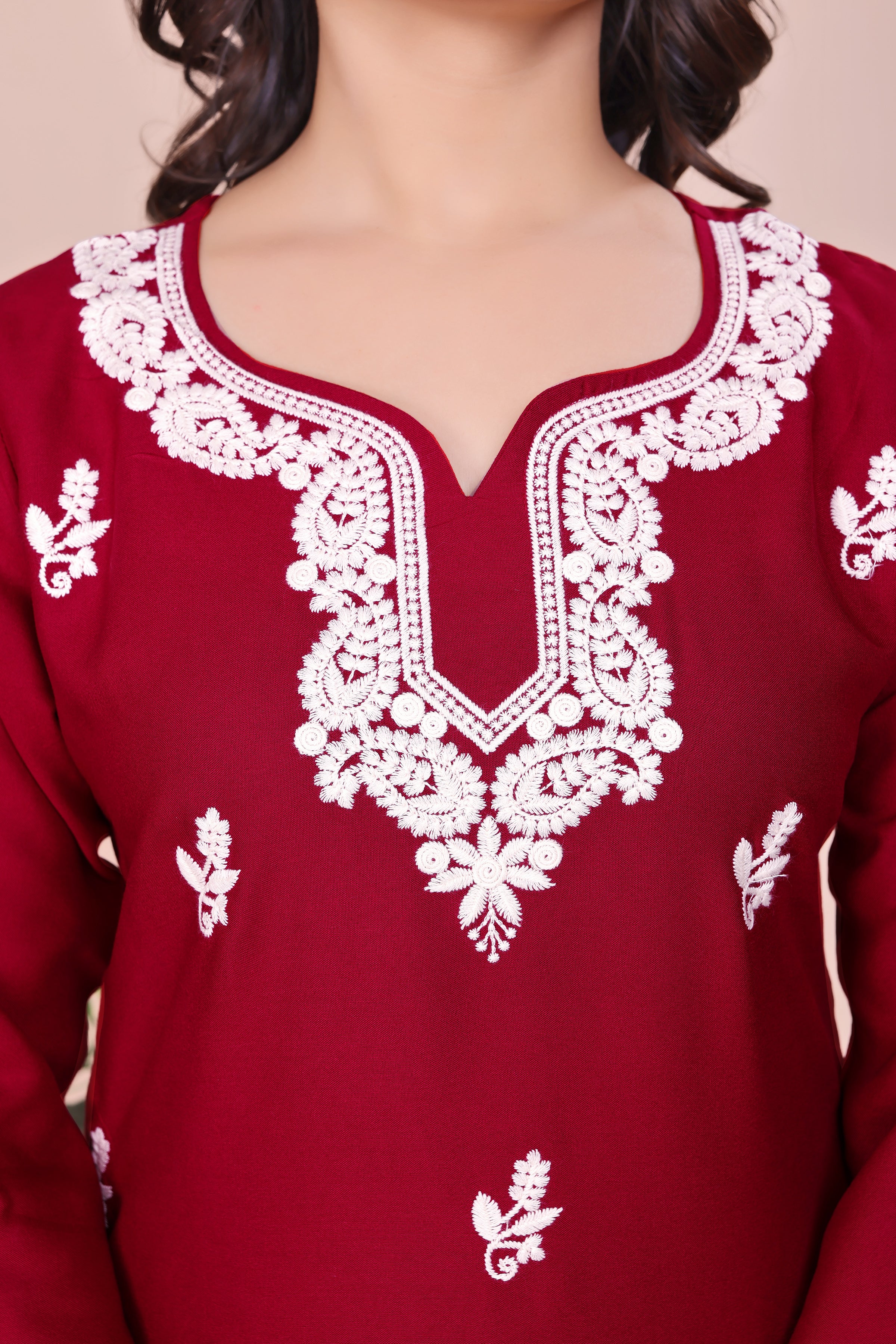 Maroon Ethnic Motifs Embroidered V-Neck Thread Work TUNIC