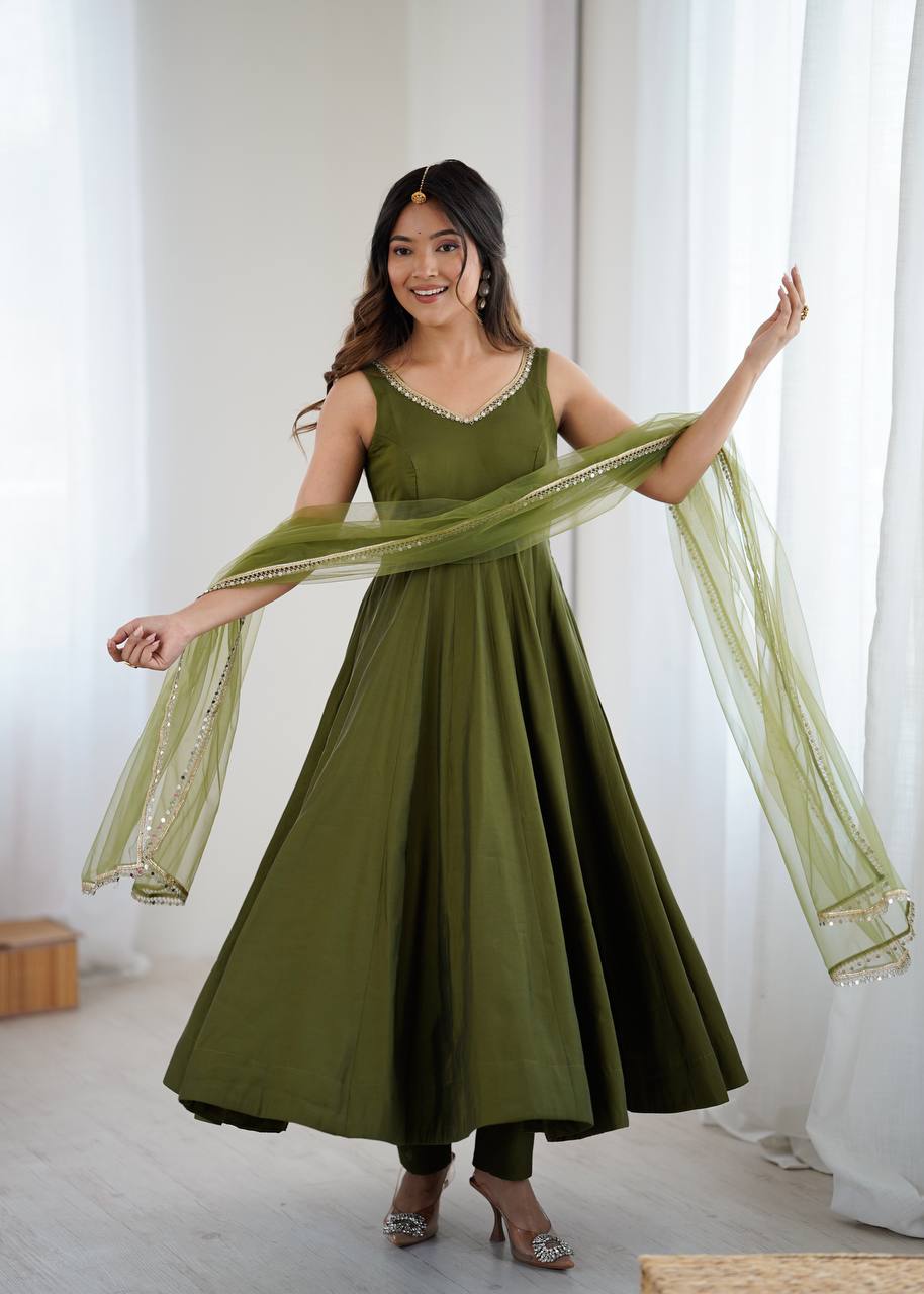 Mehendi Green Color Roman Silk Chanderi Anarkali Gown Set - Aarti Chauhan