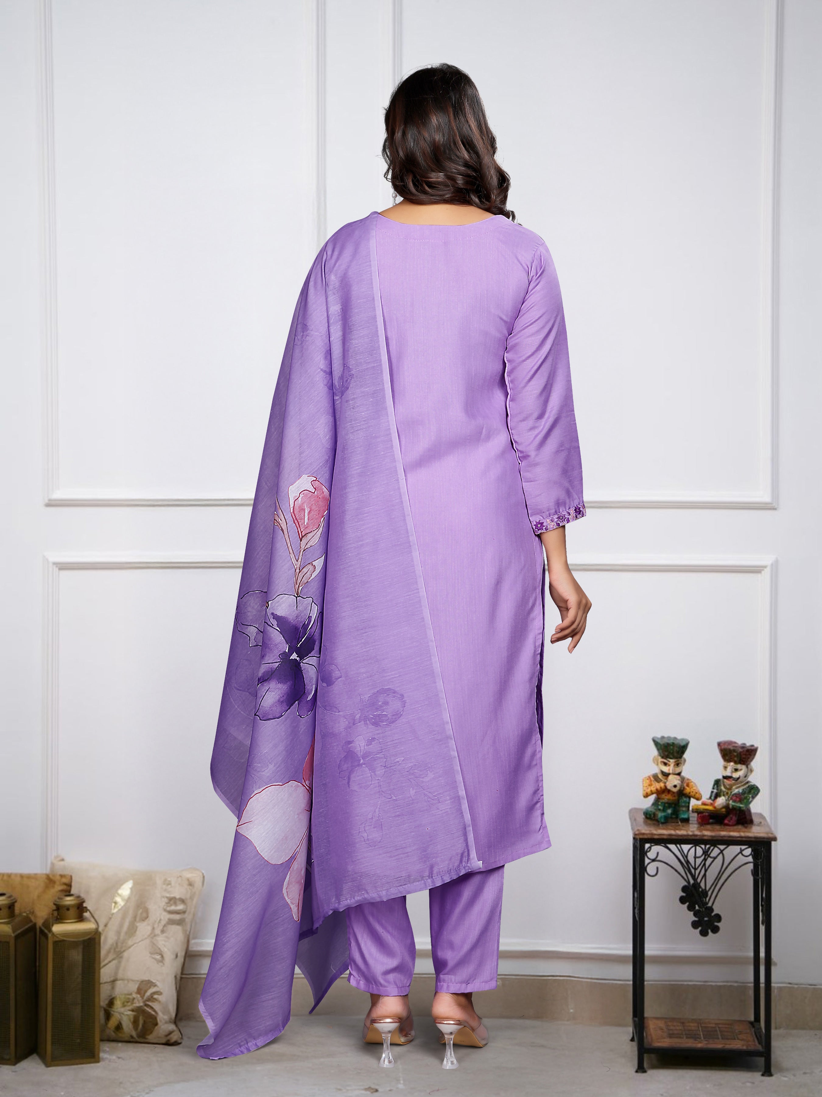 Embroidered Rayon Slub Kurti Pant Set with Chanderi Dupatta
