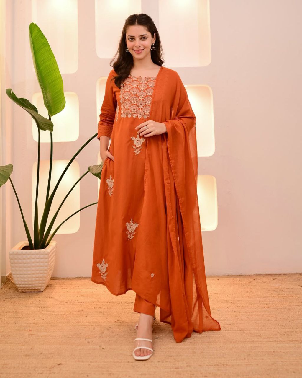 Mul Cotton Kurti Pant Dupatta Set – Elegant Festival Wea